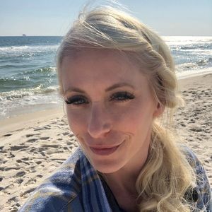 Meet your Posher, Beth ann